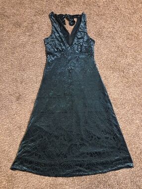 TRIXXI Sleeveless V-Neck Velvet Patterned Maxi Dress - Deep Teal